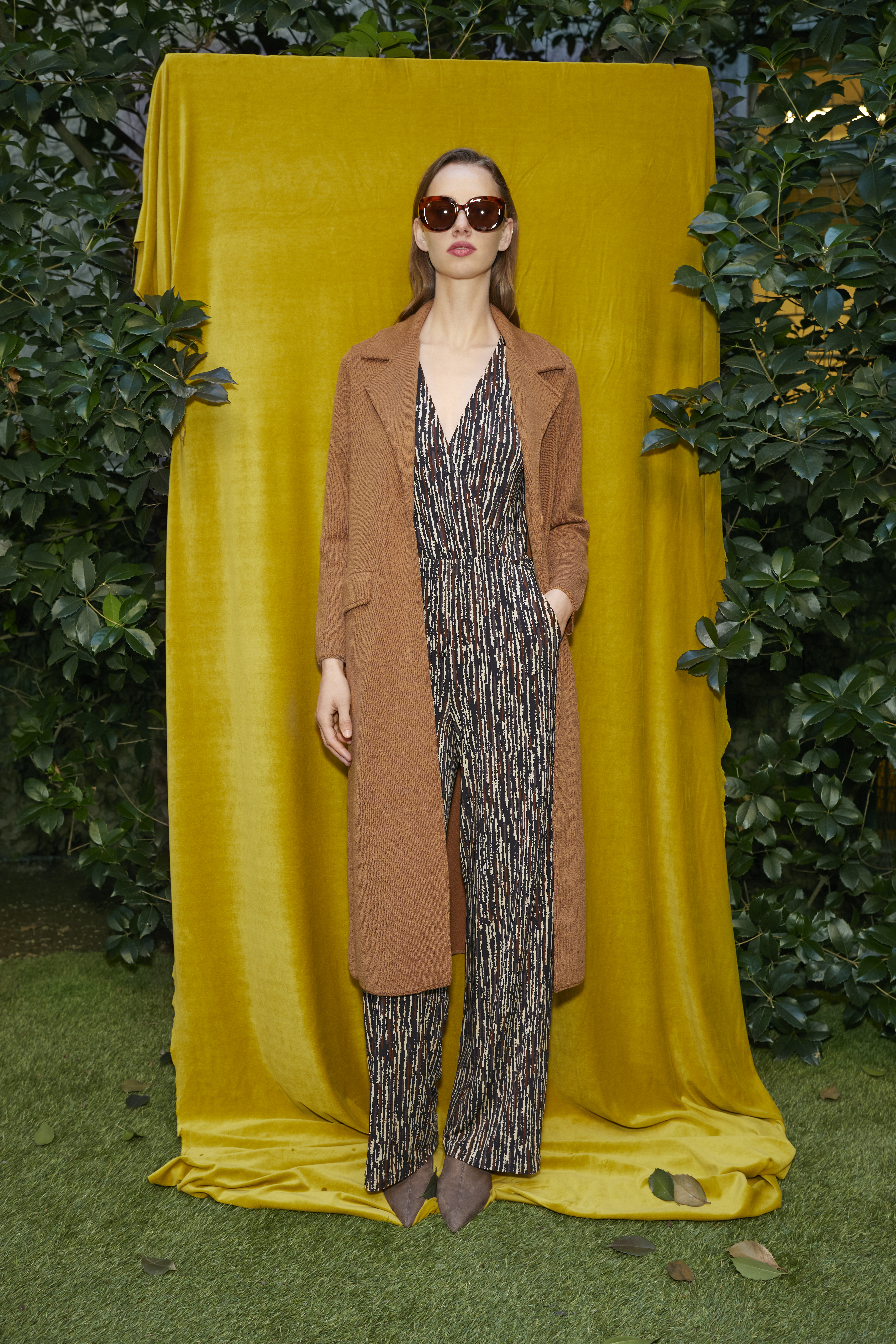 COAT K.Lisos 68; JUMPSUIT Automat Cr. 1147